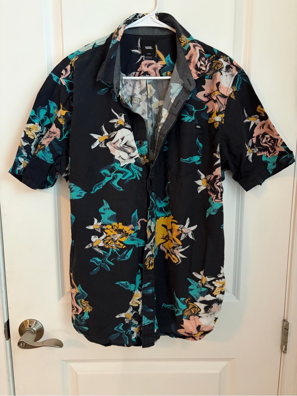 Vans Black Floral Short-Sleeve Button-Down Shirt